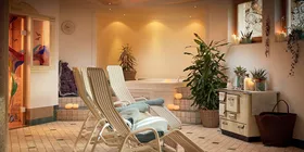 Saunabereich im Hotel Central mit gemütlicher Bestuhlung, Fasten nach Buchinger und Basenfasten
