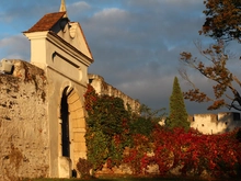 Klostermauern im Herbst - Kloster Pernegg © Zickbauer Natascha